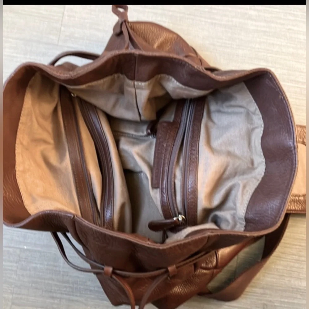 Isaac Mizrahi Live Genuine Leather Back Pack or Shoulder bag 17”x11.5”x10.25”